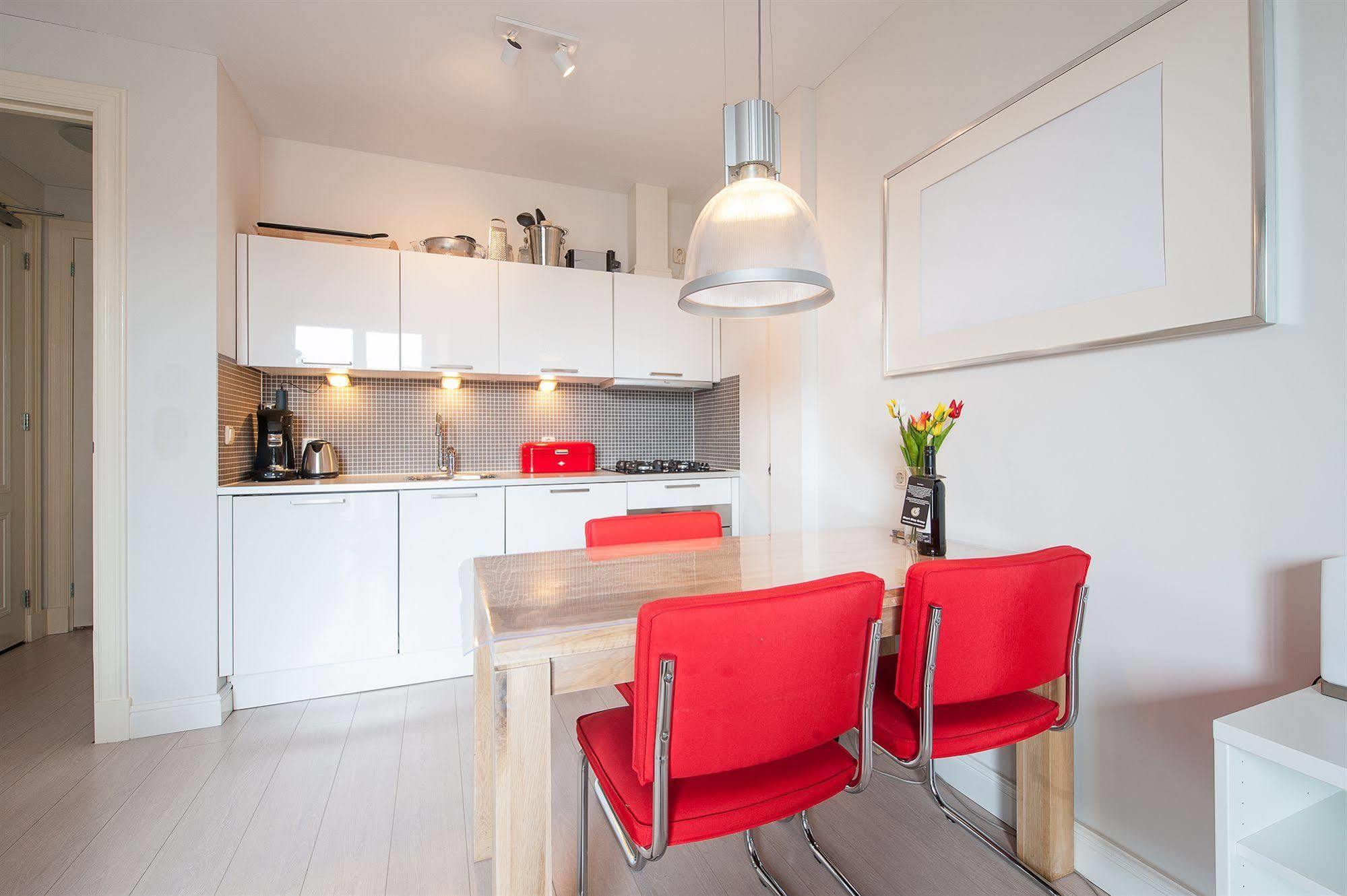 Short Stay Group Dapper Market Serviced Apartments Амстердам Экстерьер фото