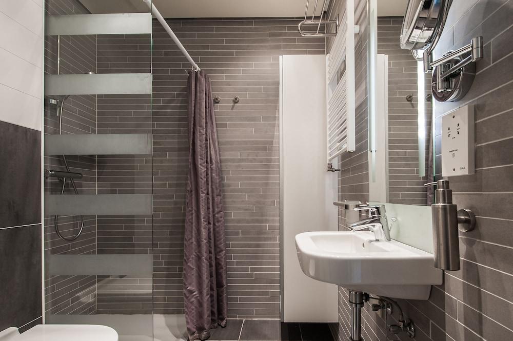 Short Stay Group Dapper Market Serviced Apartments Амстердам Экстерьер фото